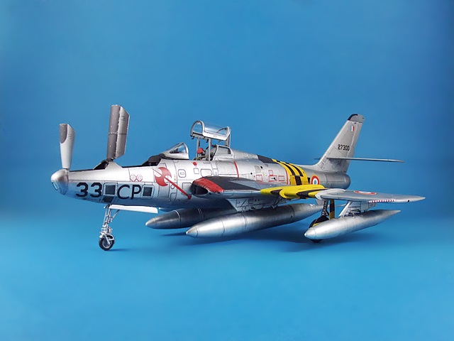 RF-84F　サンダーフラッシュ